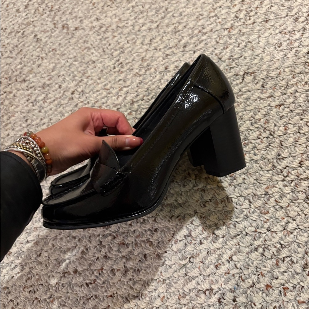 NEW  Black Women's Loafers